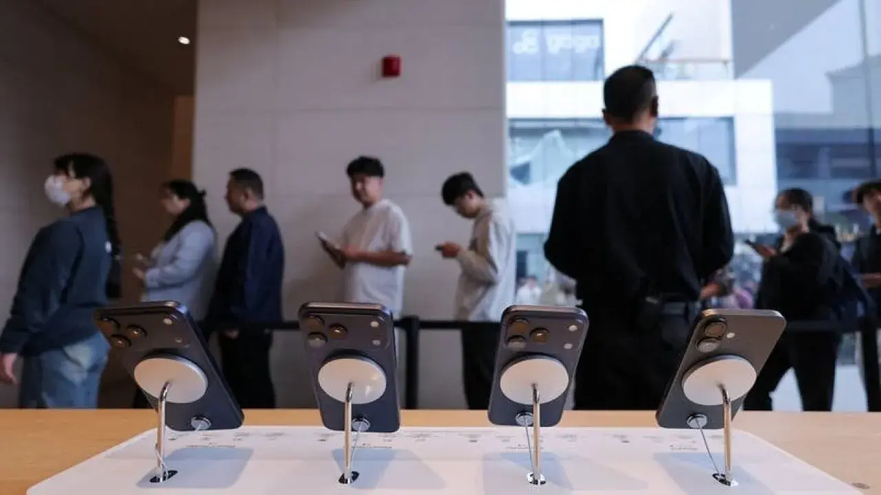 توقعات بارتفاع تكلفة شراء هاتف جديد خلال عام 2026 مقارنة بالوقت الحالي